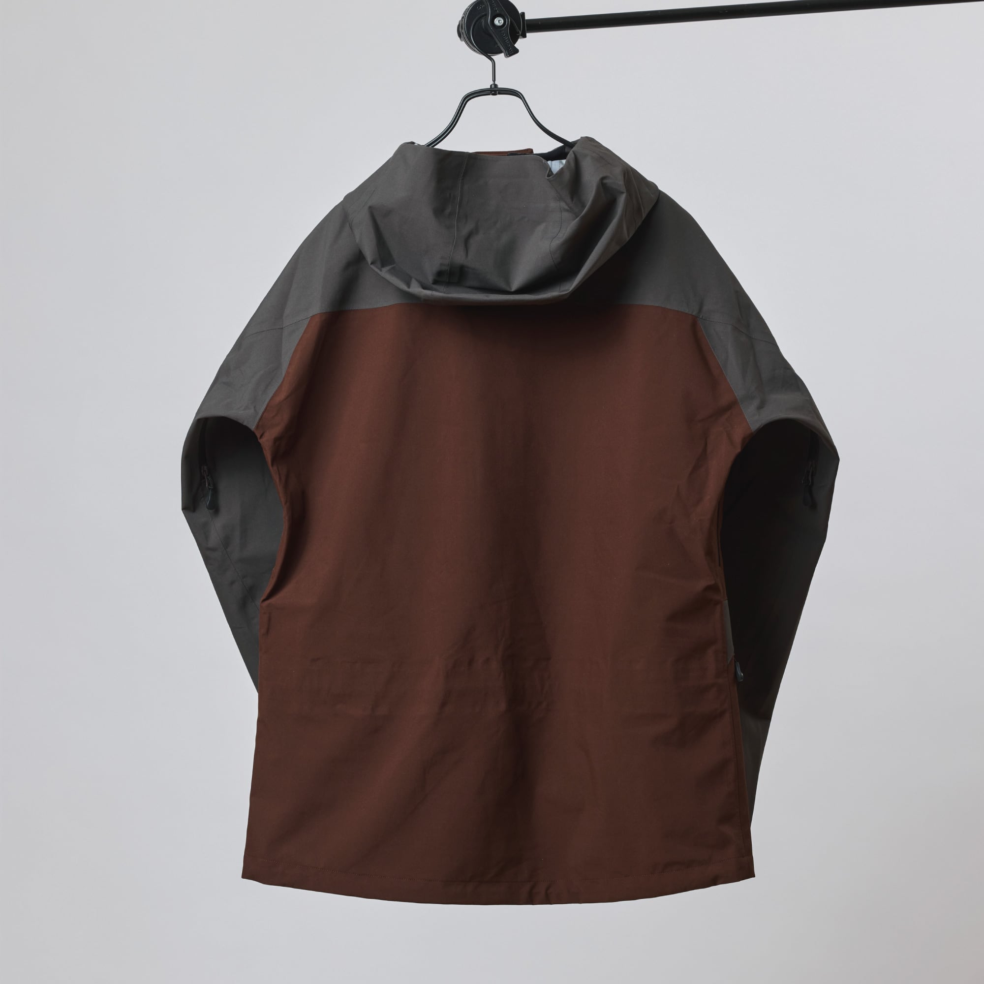 2025-2026 // GENTLE JACKET