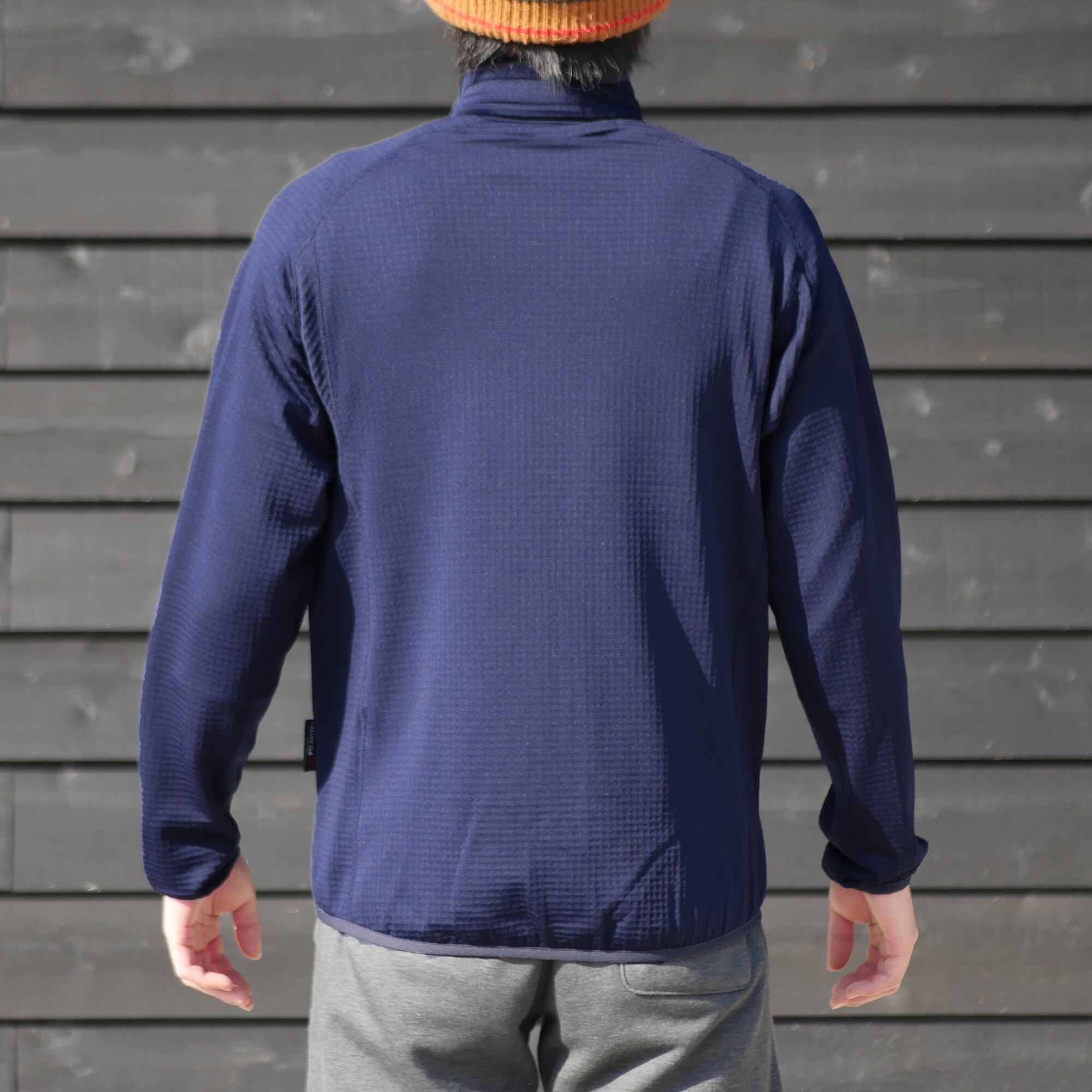 UN2000 Light weight fleece jacket