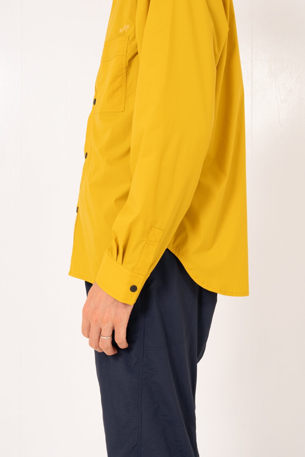 WINDBLOCK SHIRT